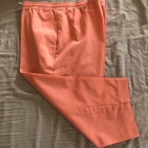 Salmon capris